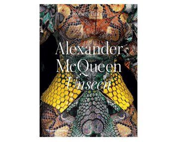 Книга об известных дизайнерах Alexander McQueen: Unseen Мода и стиль в фотографии BF-736 фото