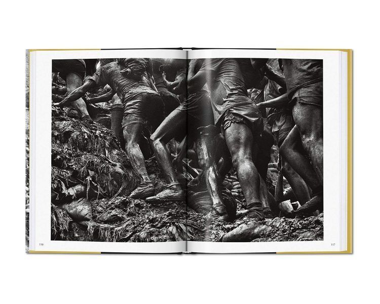 Лучшие фотографы мира книга работ Себастьяна Сальгадо Золото Sebastiao Salgado. Gold книги для фотографов B-007 фото