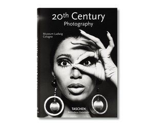 Книга про историю фотографии, легендарные фотографы 20 века "20th Century Photography" Taschen книги B-308 фото