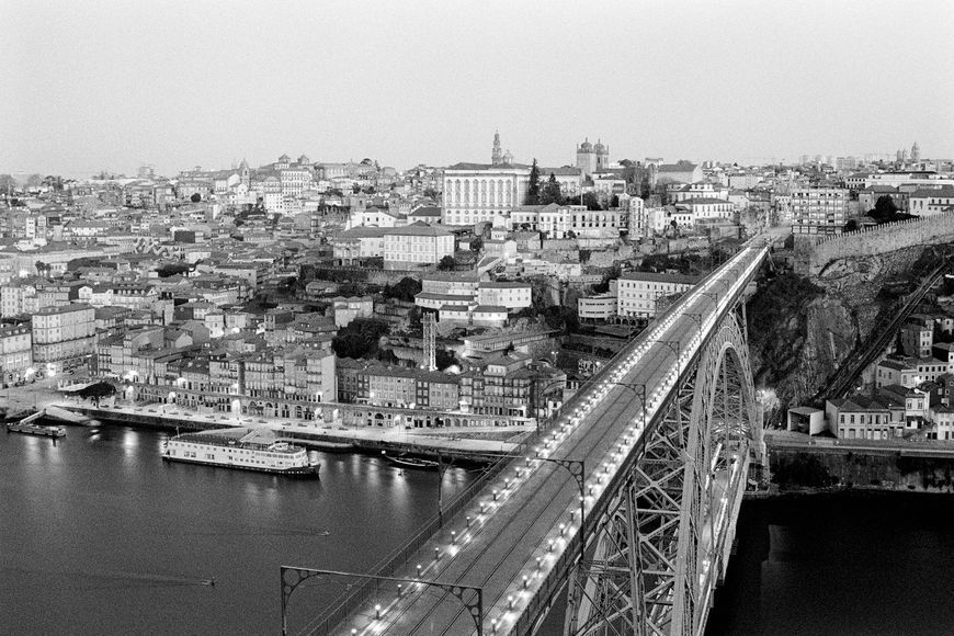 Фотопленка чёрно-белая ILFORD HP5 Plus 400 135-36  (01/2029) FP-058 фото