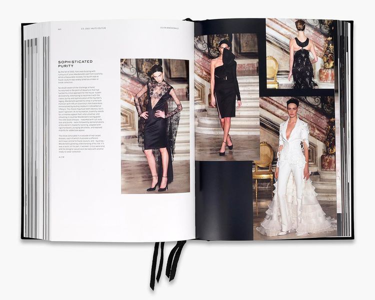 Книга про модні колекції Живанші Givenchy Catwalk: The Complete Collections B-617 фото