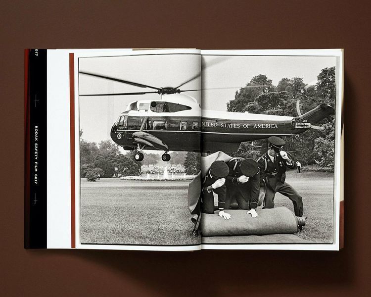 Книги о фотографах, альбом с фотографиями Энни Лейбовиц Annie Leibovitz подарочные книги для фотографов B-461 фото