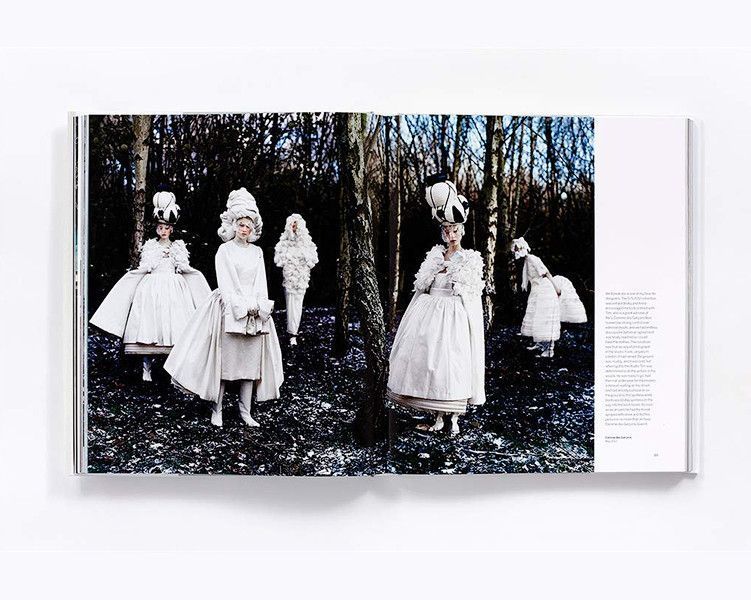 Книги про красу та моду Stoppers: Photographs from My Life at Vogue. Phyllis Posnick Мода та стиль у фотографії B-126 фото