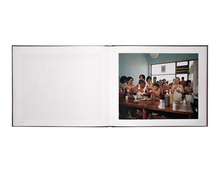 Книга легендарні фотографи сучасності Мартін Парр Martin Parr "The Last Resort" книги з фотографії B-025 фото