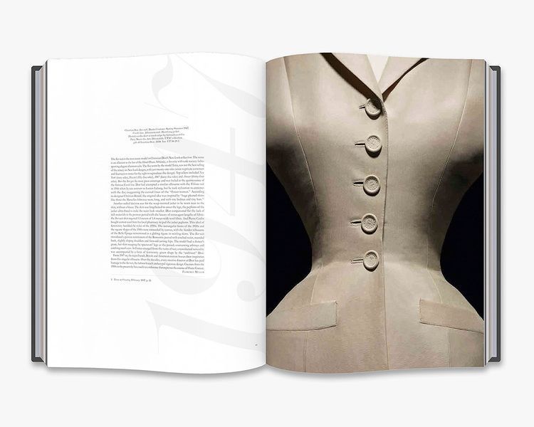 Книга з історії моди про модний дім Діор з ілюстраціями Christian Dior: Designer of Dreams. Florence Muller B-352 фото
