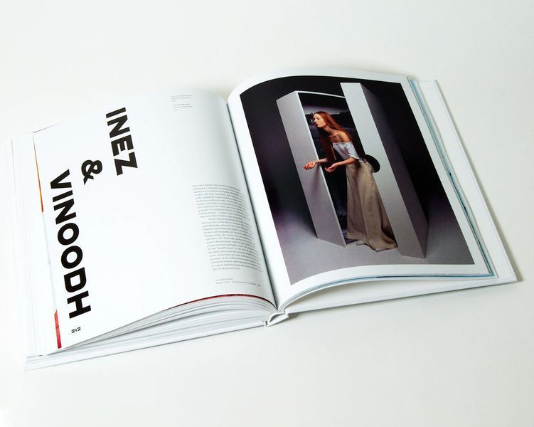 Книга про модну світлину з ілюстраціями Fashion Photography: The Story in 180 Pictures. Eug&eacute;nie Shinkle B-636 фото