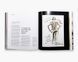 Книга про моду та стиль Chanel: Collections and Creations. Daniele Bott найкращі книги про дизайнери та модні будинки BF-082 фото 4